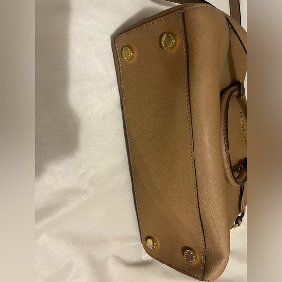 Michael Kors Tan Leather Sutton Satchel Shoulder Purse - Picture 9 of 9